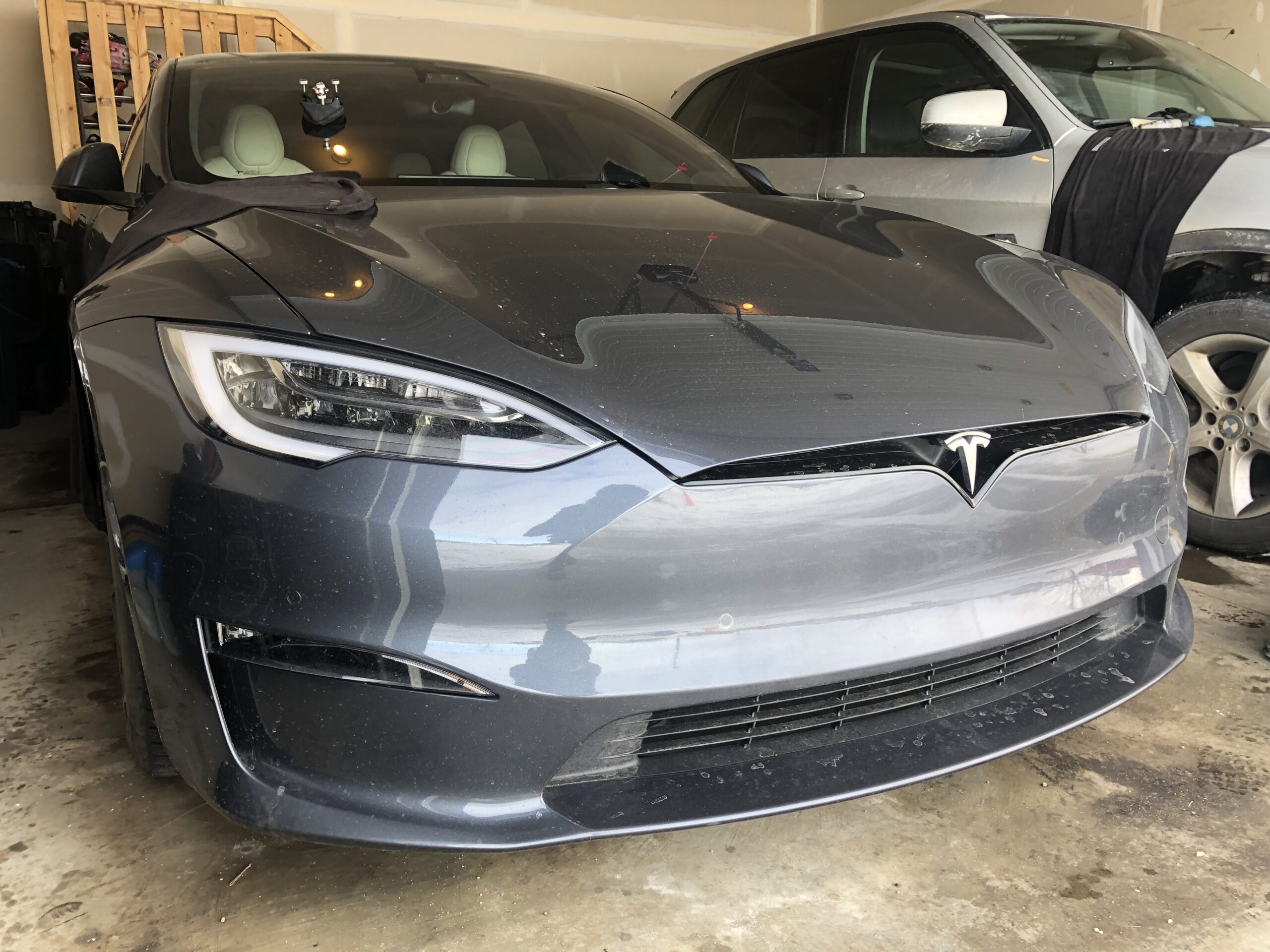 windshield repair for a gray tesla model s